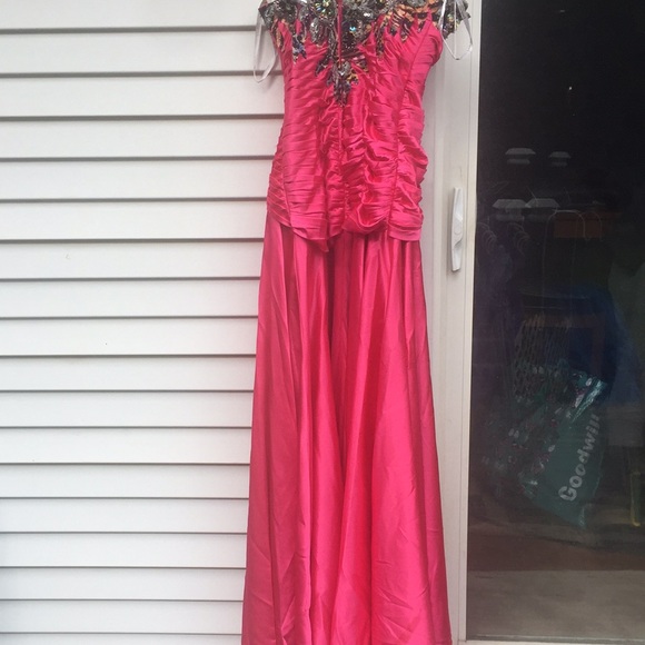 Ladies Tony Bowls Evening Wear Size 4 Pink Long. - Picture 6 of 6